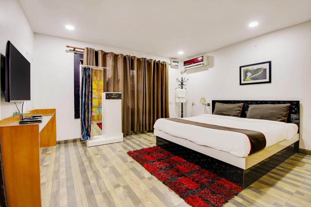 Oyo 2794 Hotel Plaza Inn 古瓦哈提 外观 照片