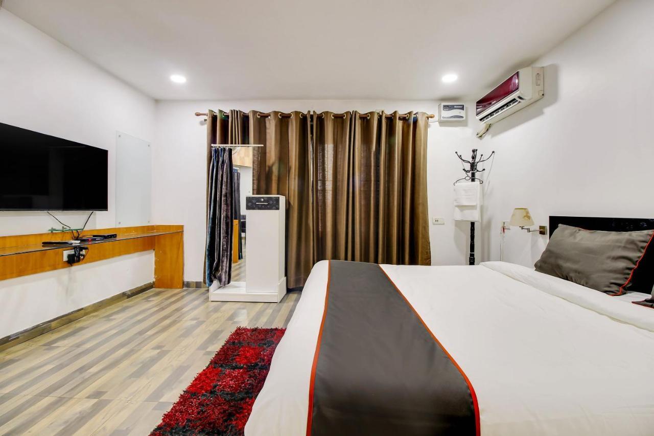 Oyo 2794 Hotel Plaza Inn 古瓦哈提 外观 照片